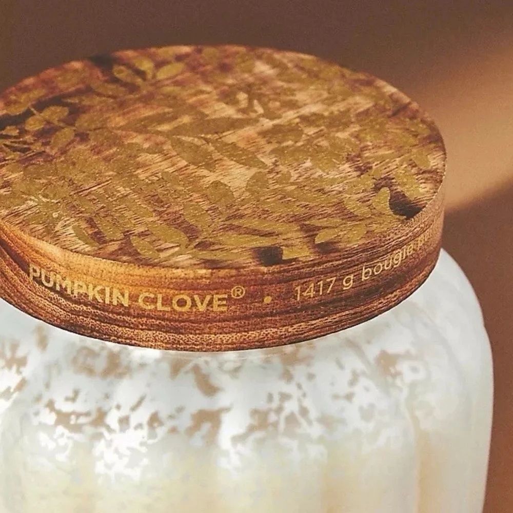 New Anthropologie Capri Blue Pumpkin Clove White Glass Jar Candle Wood Lid 19oz - Picture 3 of 4